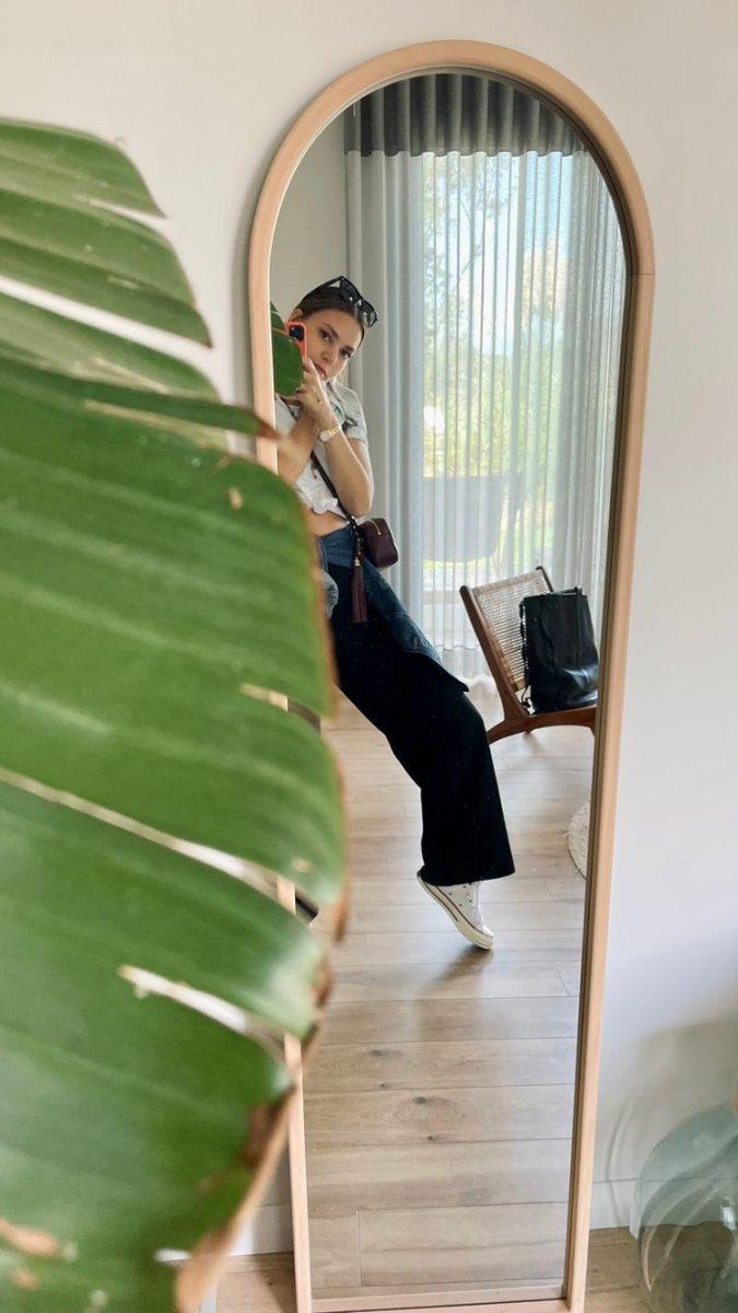 Aslı Enver ev halini paylaştı