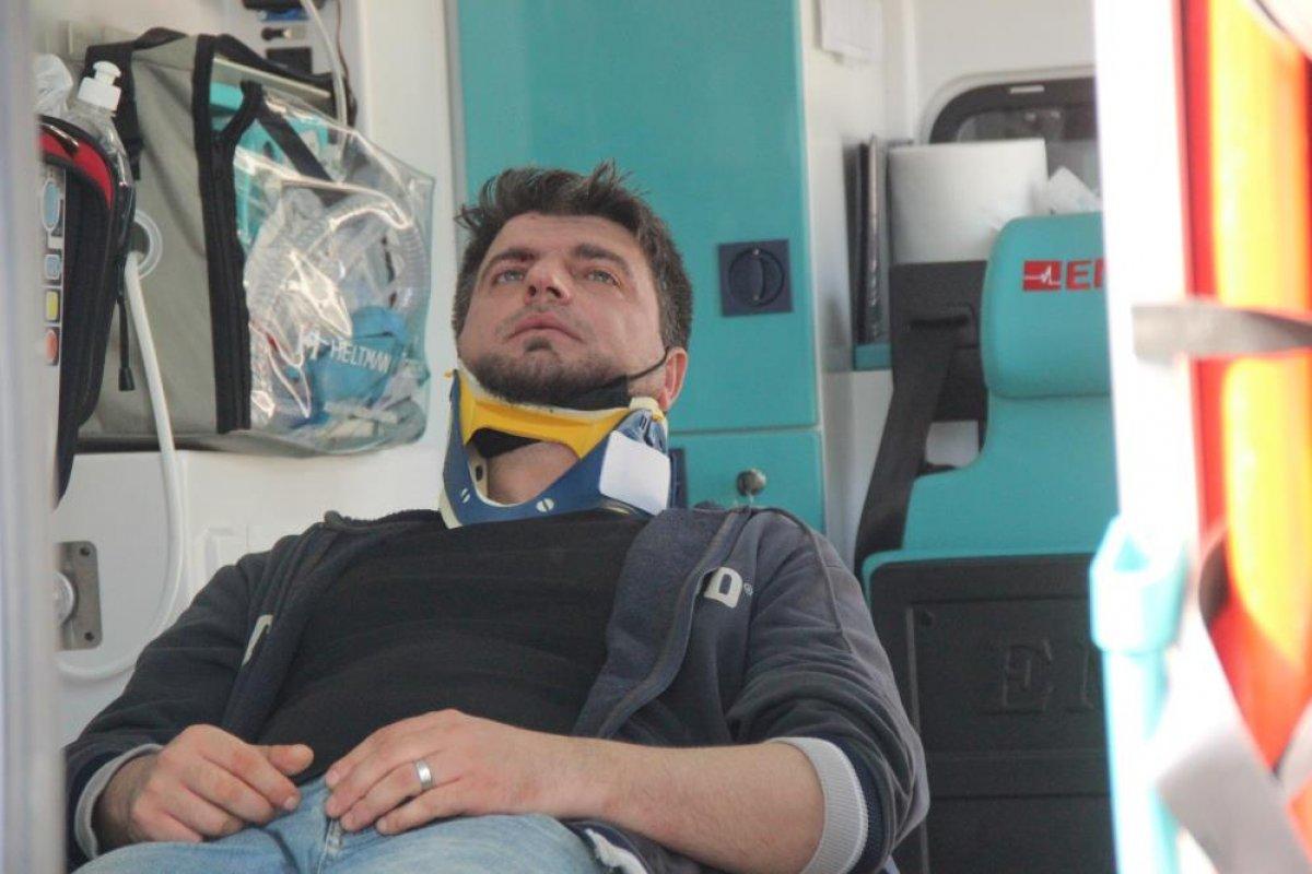 Kocaeli'de otobüsün kaza yapması sonucu yaralı yolcular kendini kaldırıma attı