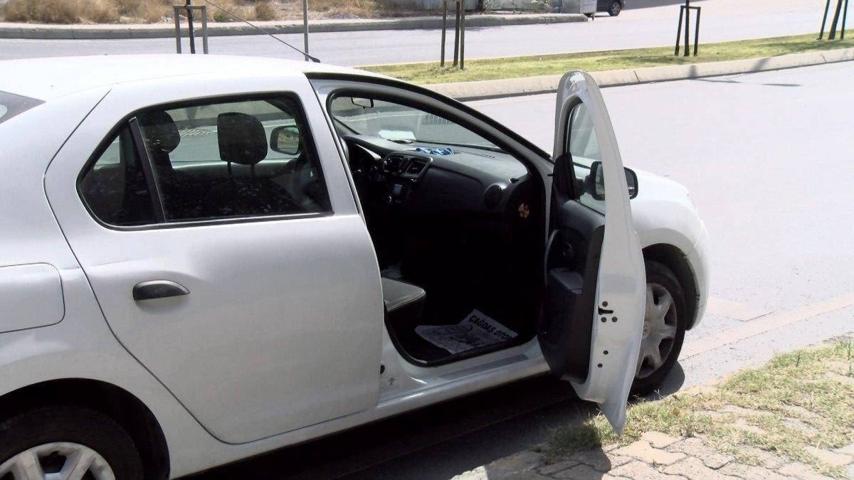 Başakşehir'de hırsızlar, bankadan çıkan adama akılalmaz tuzak kurdu