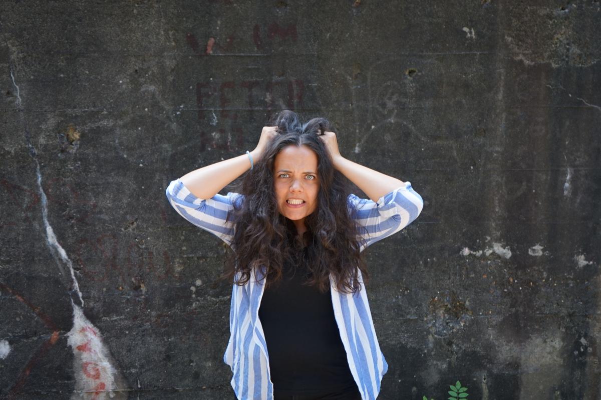 Duygusal yüklerin esiri olduğunuzu gösteren 3 işaret