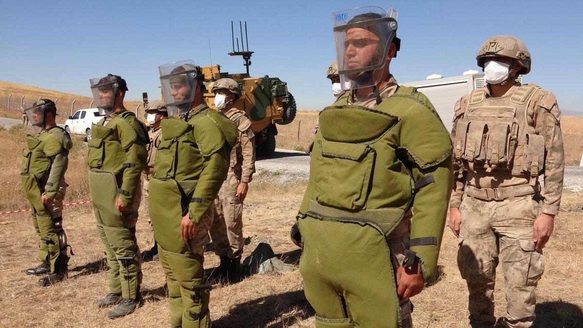 Van’da, İran sınırında zorlu mayın temizleme görevi