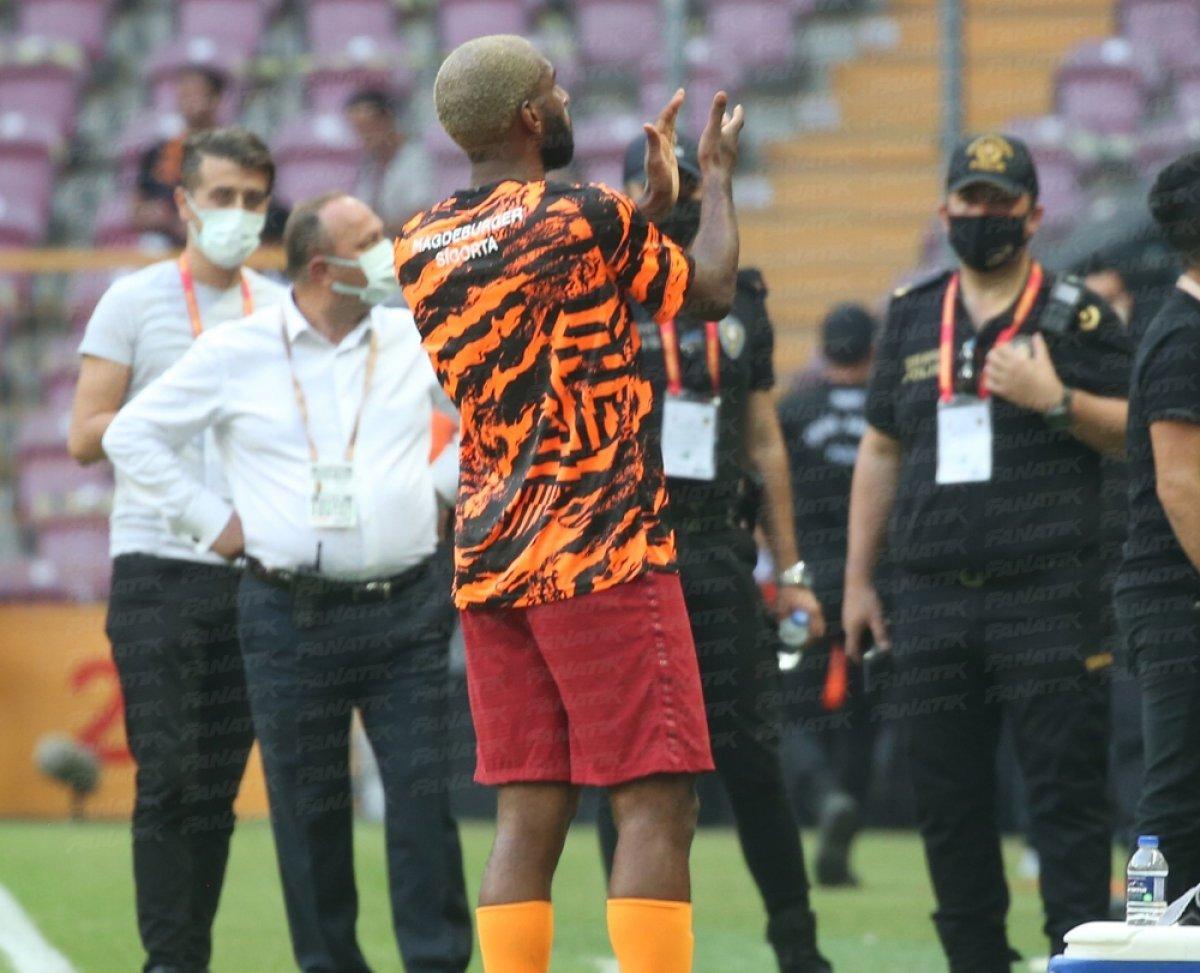 Ryan Babel oyuna giriyor Galatasaray kaybediyor