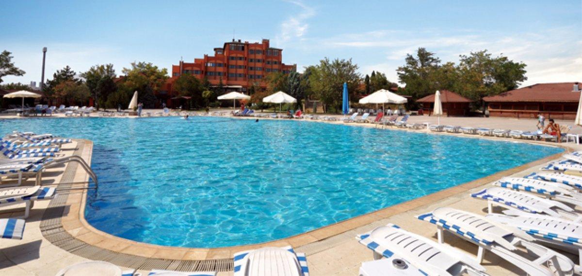 Milletvekilleri, 4 yıldızlı otelde aileleriyle birlikte yatarak tedavi görecek