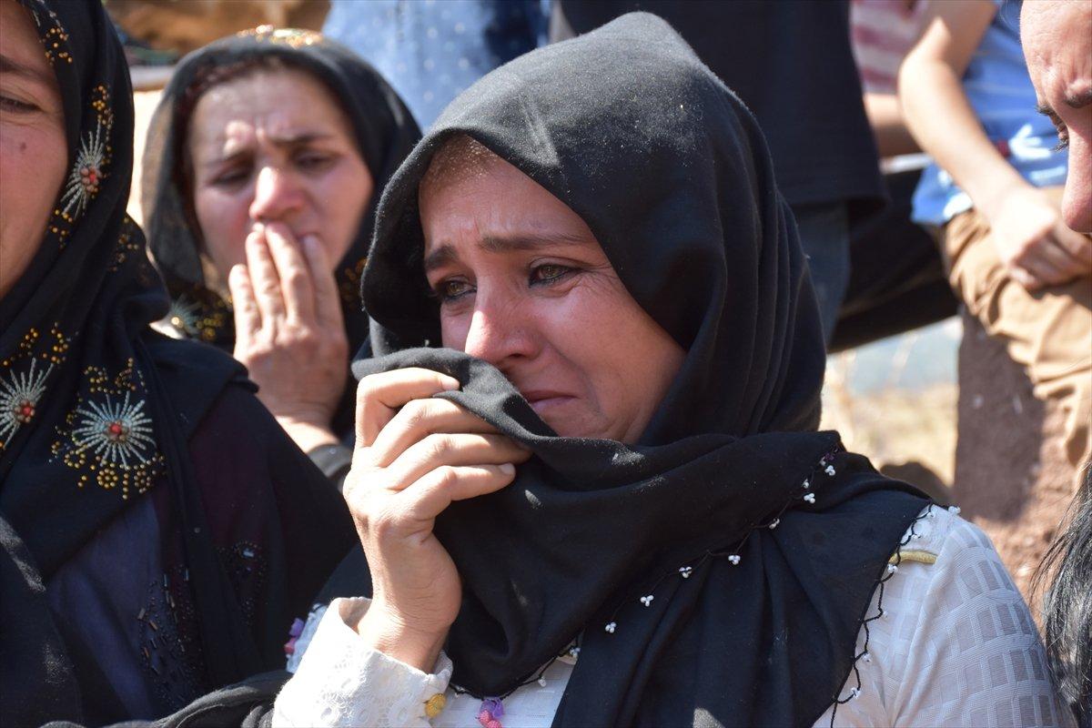 Şırnak’ta, PKK’nın 12 kişiyi katlettiği eve Türk bayrağı asıldı