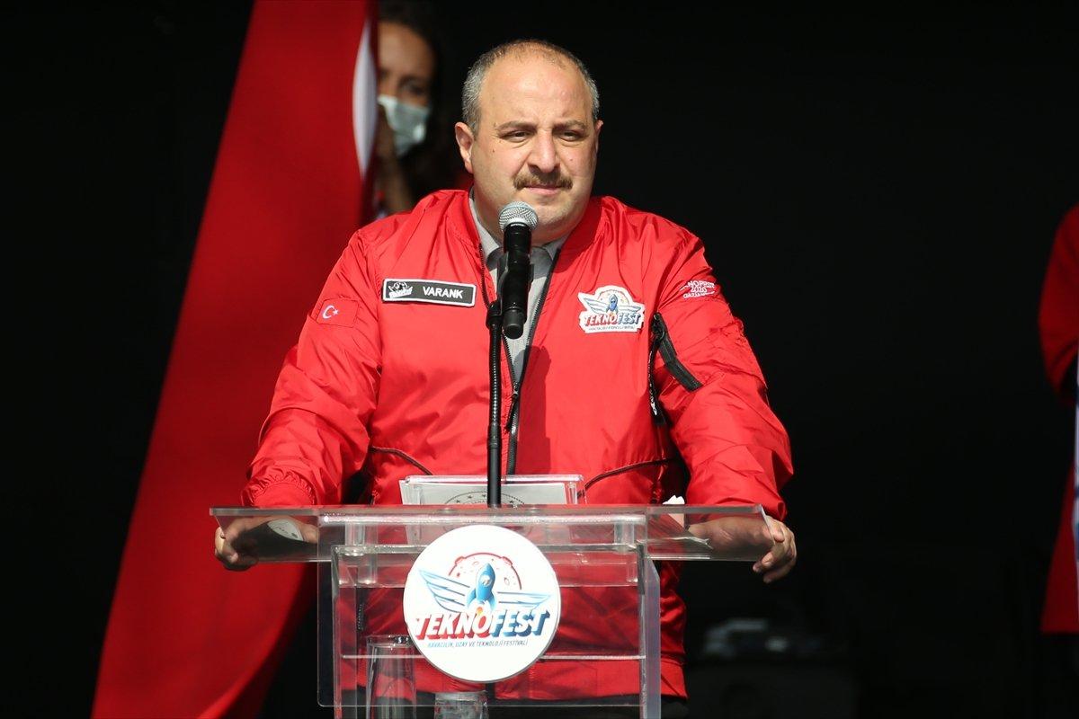 Mustafa Varank: Herkes uçan arabamızı konuşacak