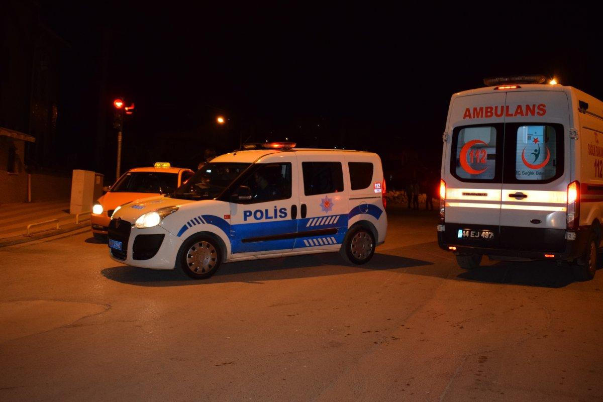 Malatya'da iki kişi silahla birbirine ateş etti