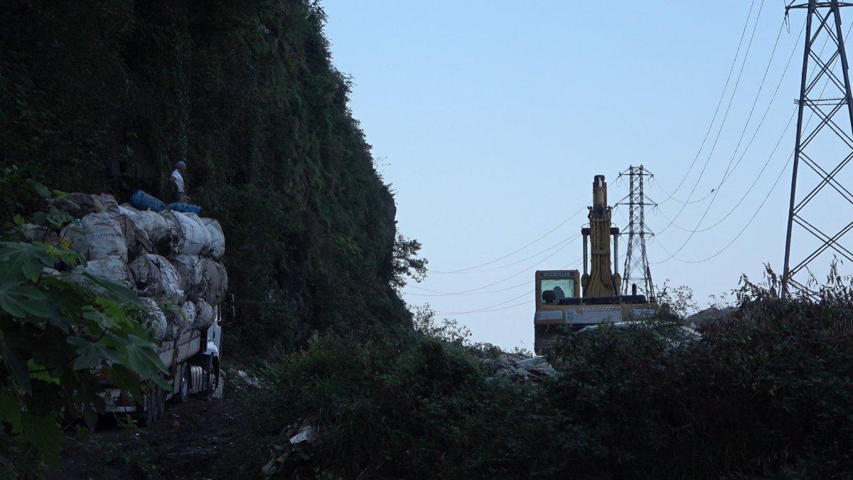 Artvin’deki çöp duvarı, vatandaşların tepkisini çekti