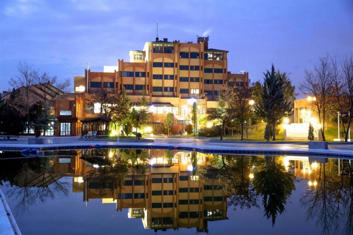 Milletvekilleri, 4 yıldızlı otelde aileleriyle birlikte yatarak tedavi görecek