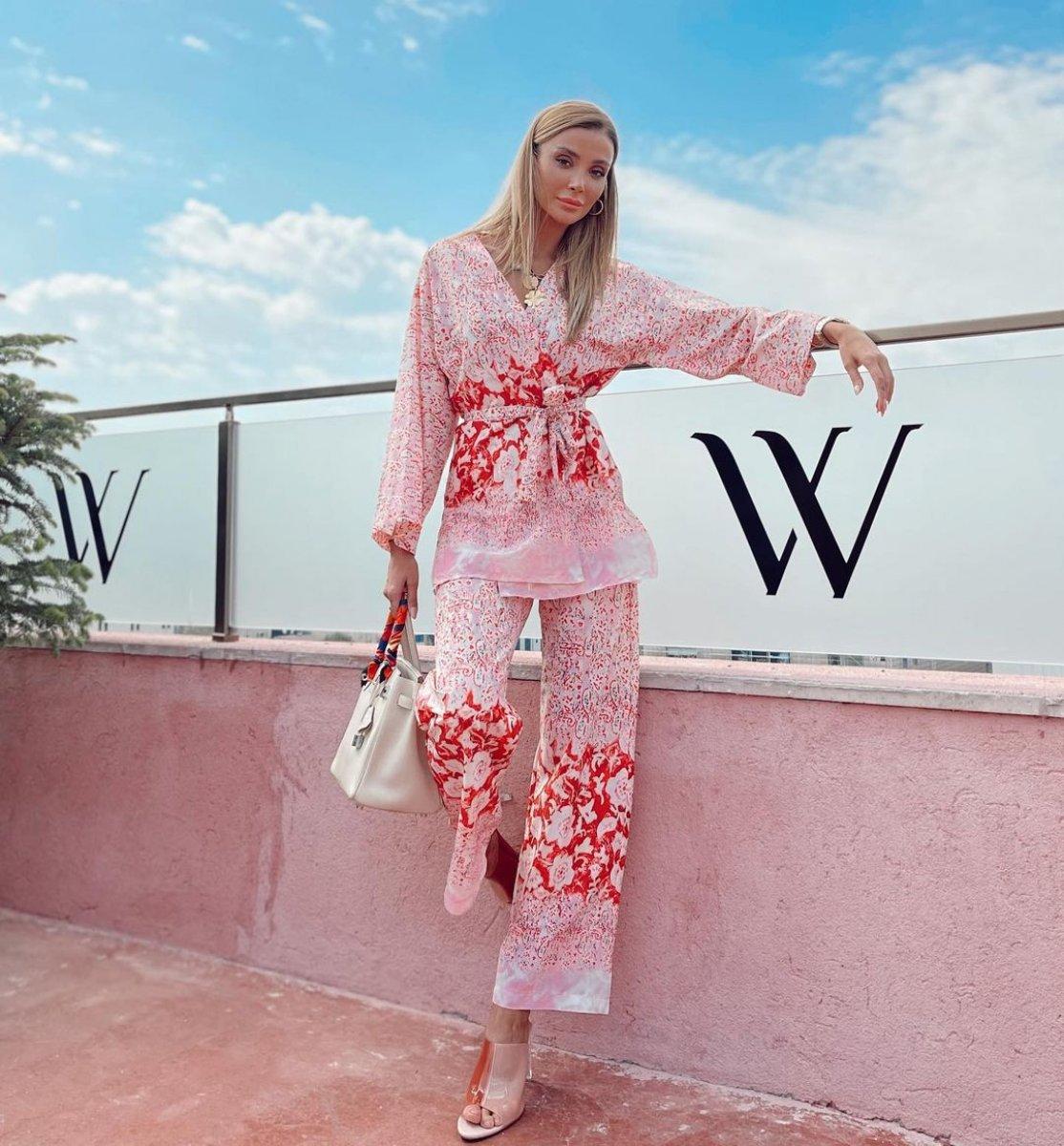 Özge Ulusoy'dan 1 milyon TL'lik anlaşma