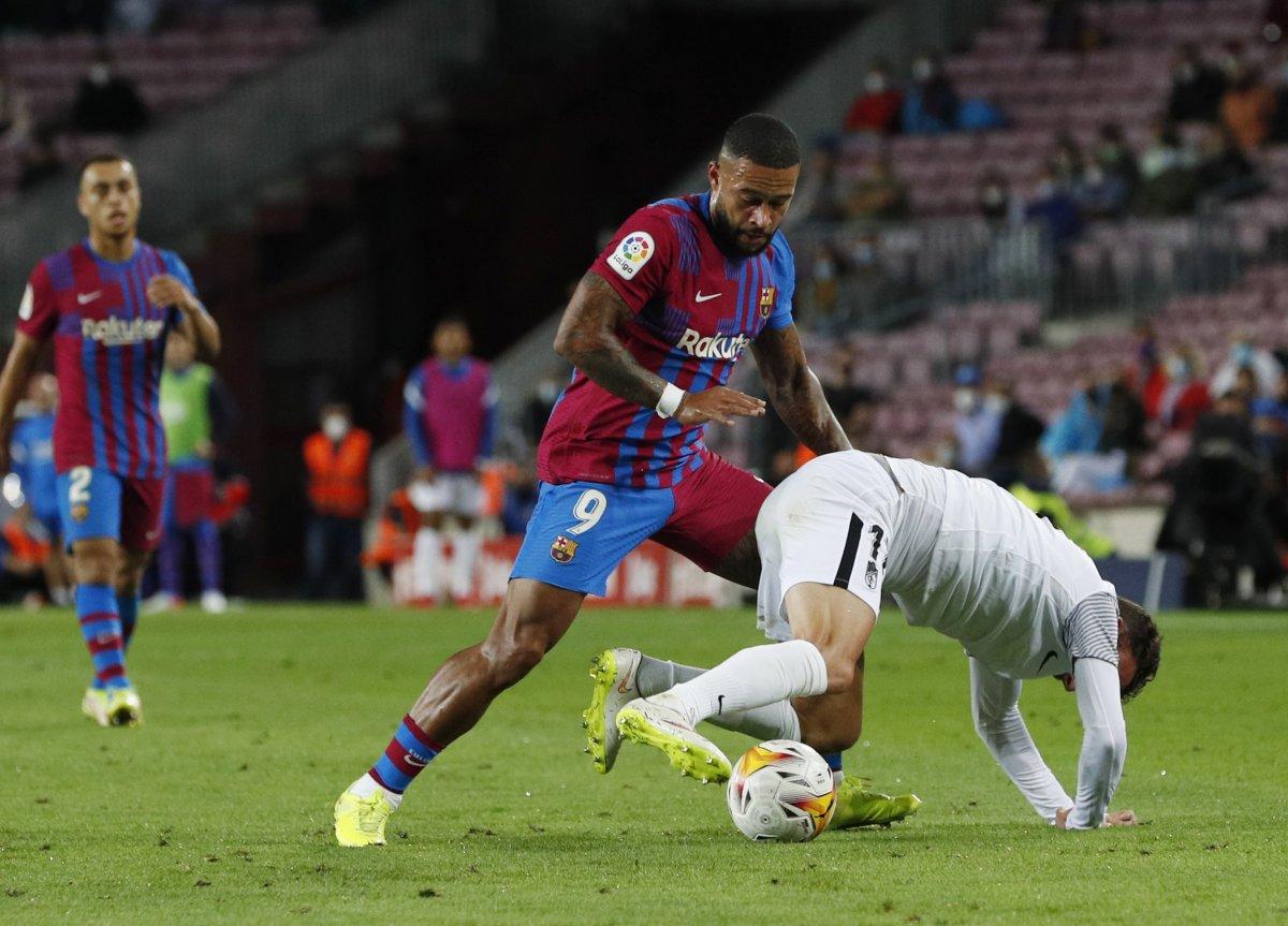 Barcelona son dakikada attığı golle beraberliğe razı oldu