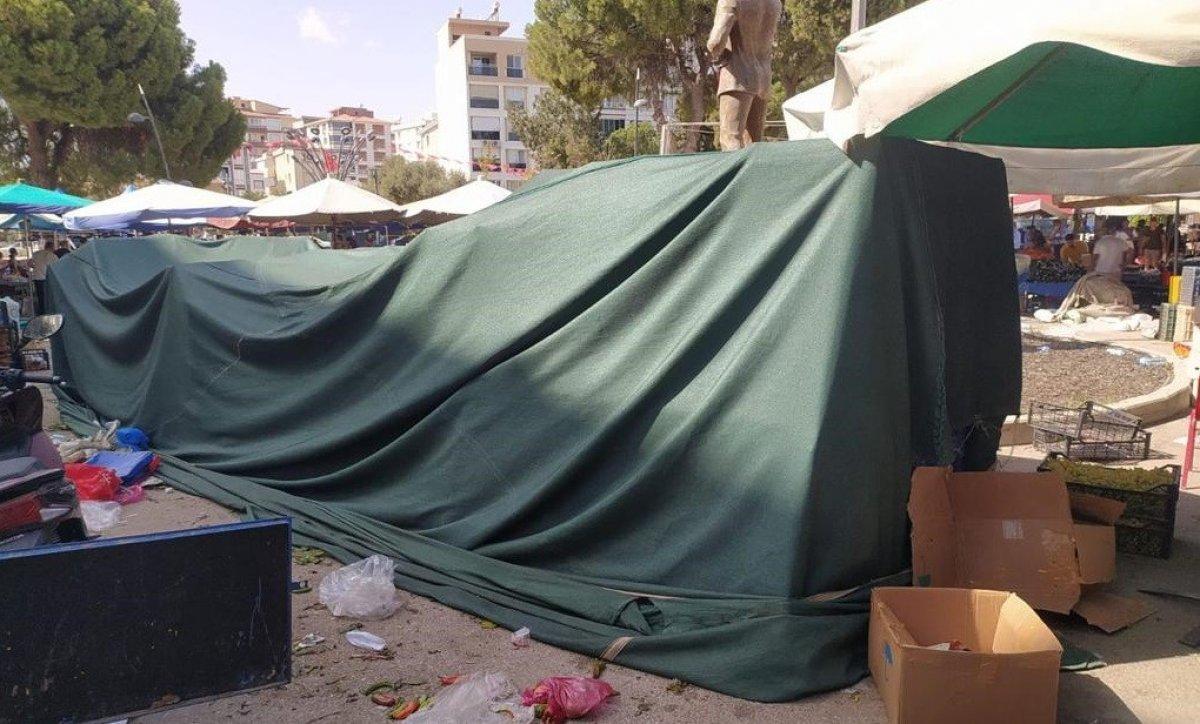 İzmir’de, 2 pazar esnafının koronavirüs testi pozitif çıktı