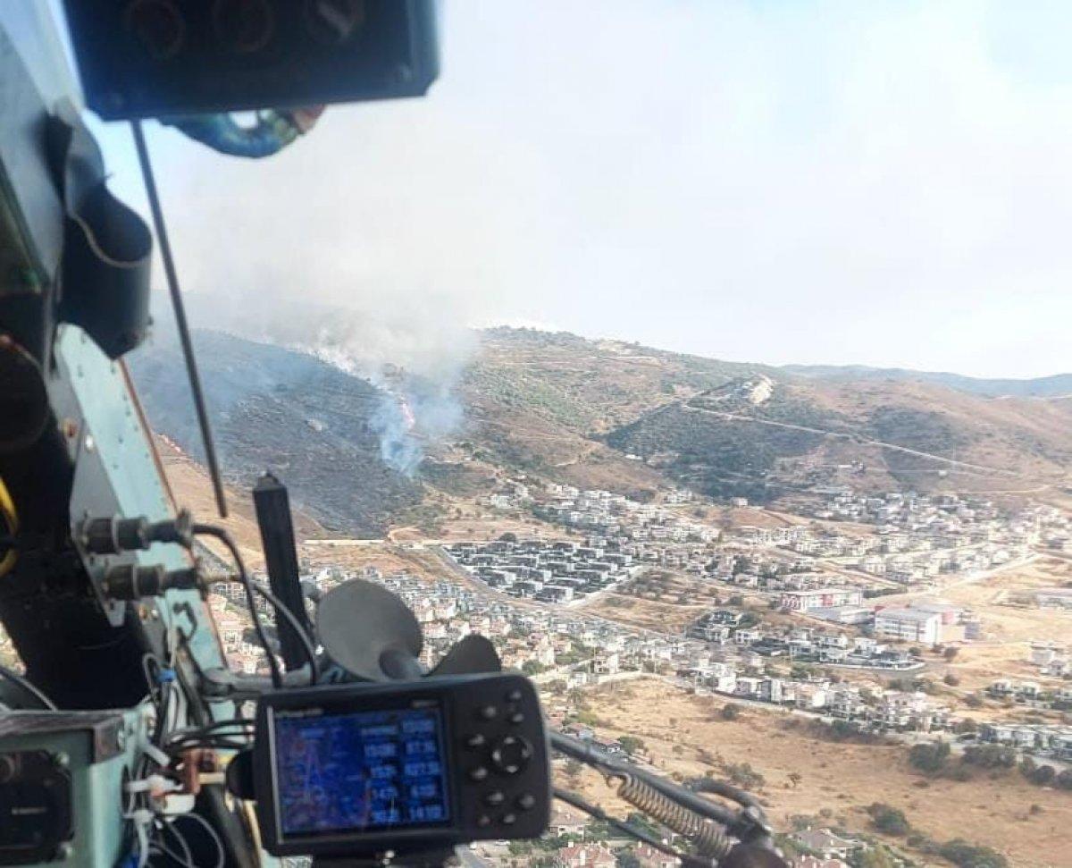 İzmir'de makilik alanda yangın çıktı
