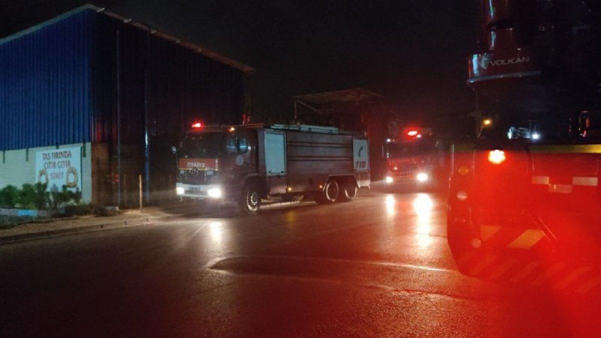 Kocaeli’nde çıkan yangın söndürüldü