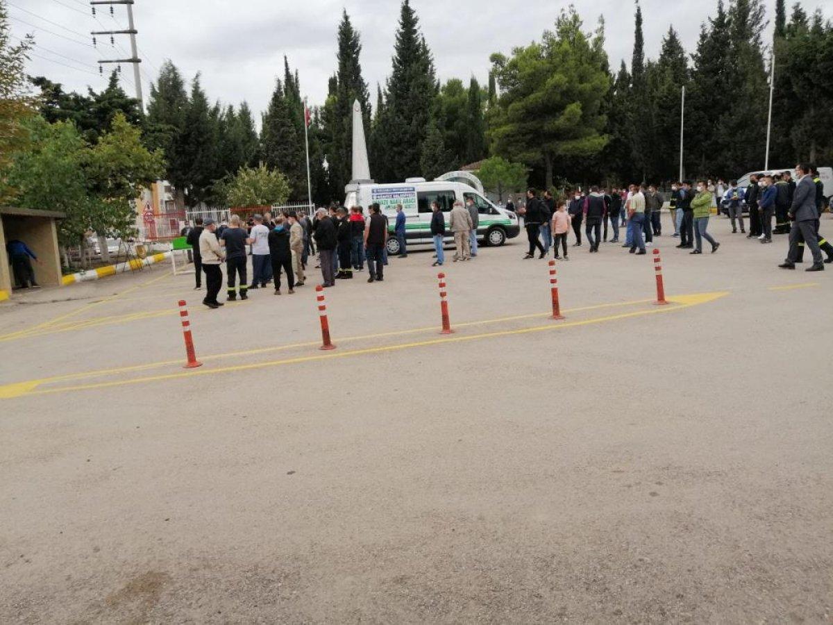 Kocaeli'de koronadan ölen adamın, sosyal medya paylaşımı yürekleri burktu