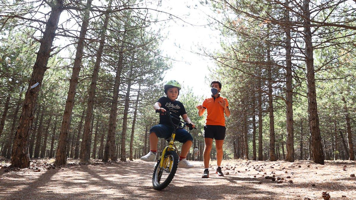 Ankara'da bisiklet sürmeyi öğrenmek isteyenler için akademi kuruldu
