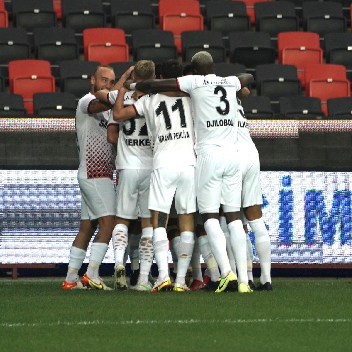 Muhammet Demir Süper Lig tarihinin en erken golünü attı