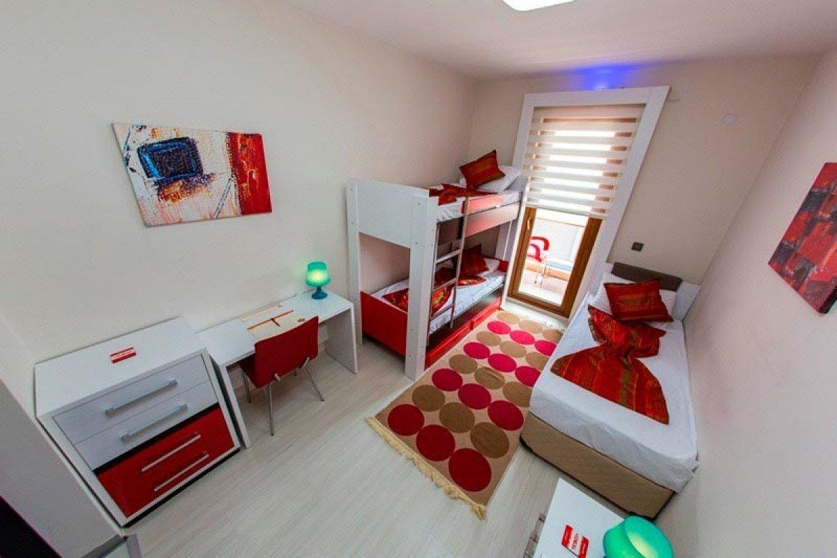 Öğrenci yurtları sorunu özel yurtları tekrar hayata geçirilerek aşılır