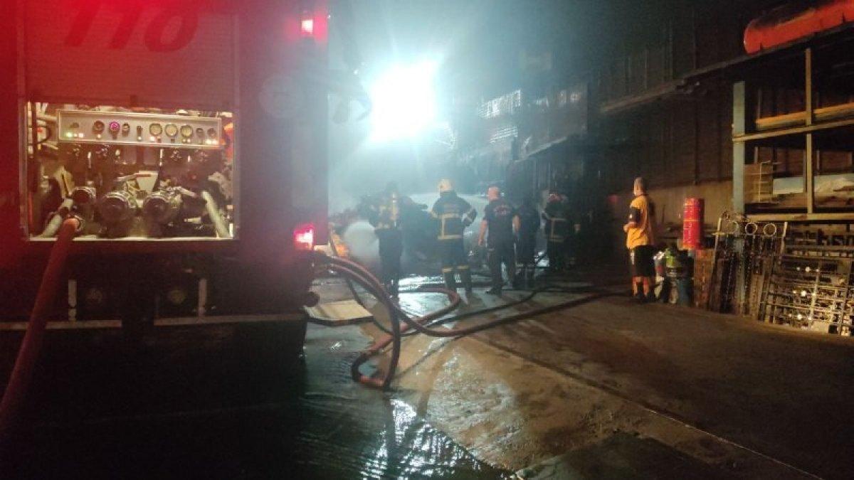 Kocaeli’nde çıkan yangın söndürüldü