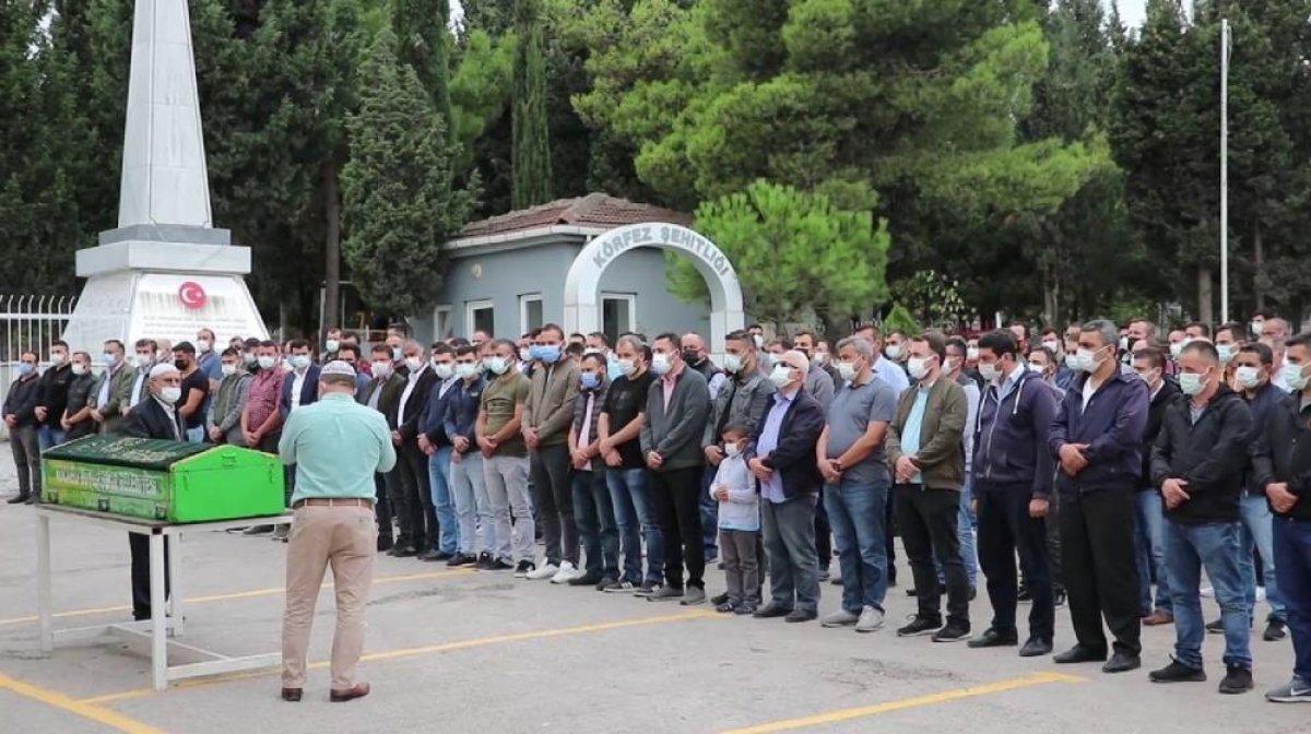 Kocaeli'de koronadan ölen adamın, sosyal medya paylaşımı yürekleri burktu