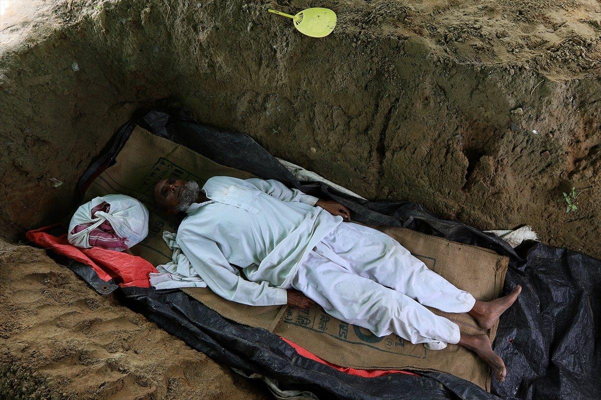 Hindistan'da çiftçiler, tarım reformunu protesto etti