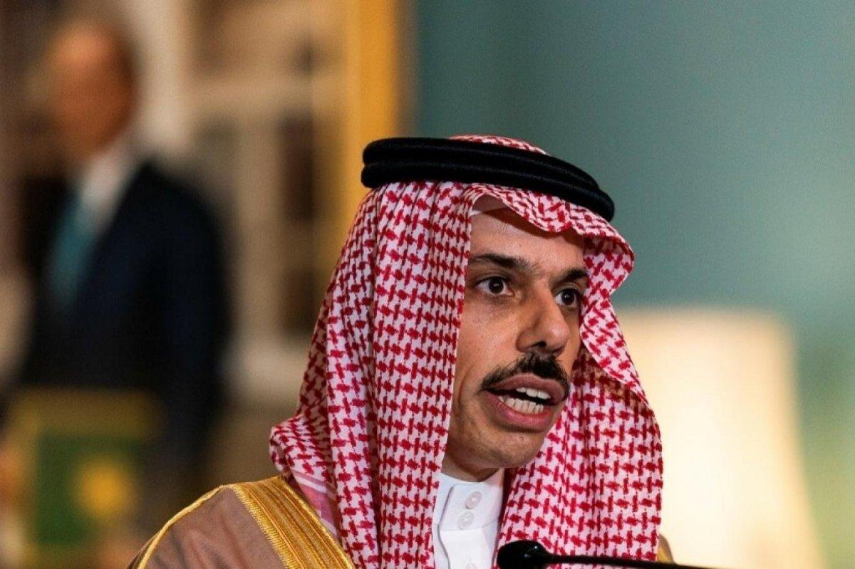 Selman bin Abdulaziz, İran ile olan görüşmelerden olumlu sonuçlar umduklarını söyledi