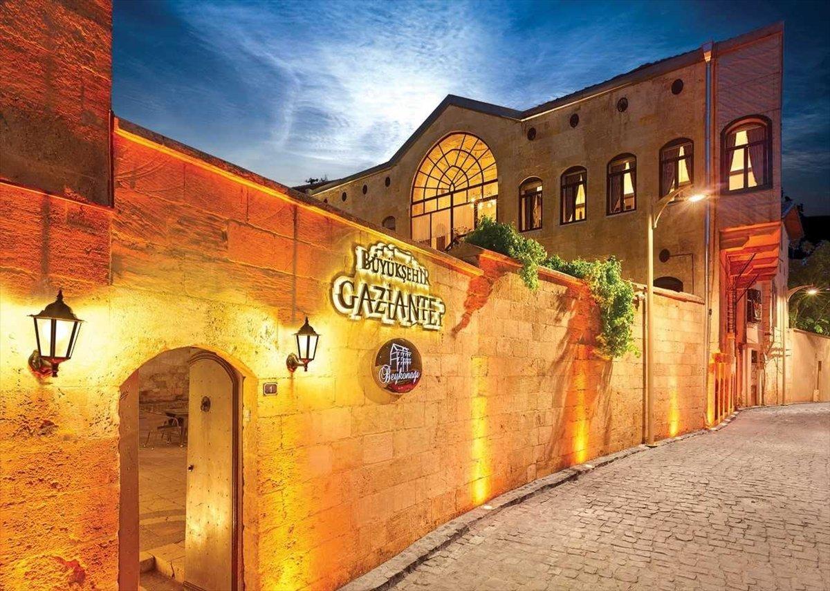 Fatma Şahin'den üniversiteyi kazanıp konaklayacak yeri olmayan öğrencilere destek