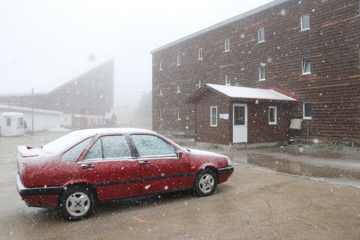 Bolu'ya yılın ilk karı düştü