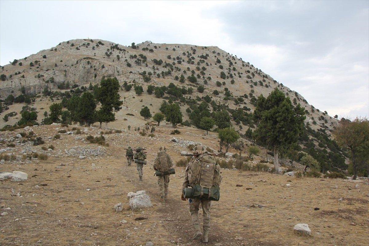 Komandolardan müşterek terörle mücadele tatbikatı