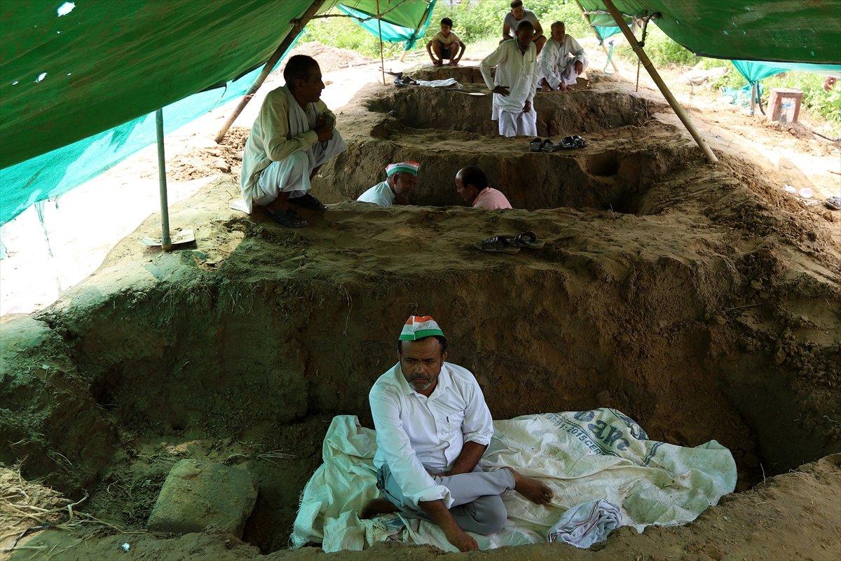 Hindistan'da çiftçiler, tarım reformunu protesto etti
