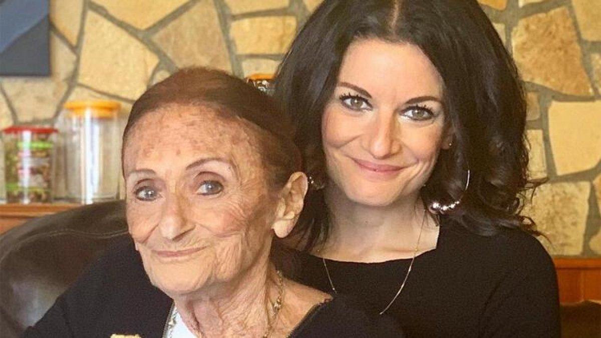 Jehan Barbur'un annesi vefat etti