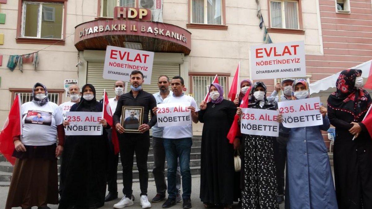 Diyarbakır'da evlat nöbetindeki aile sayısı 234 oldu
