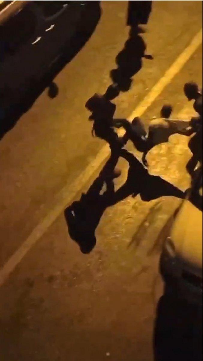 Sultangazi’de Afrikalılar arasındaki kavga kamerada