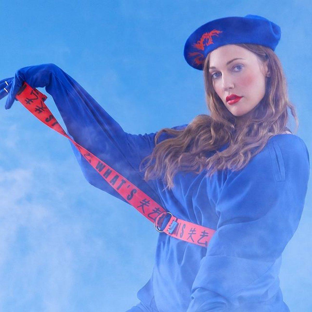 Meryem Uzerli gençlik fotoğrafını paylaştı