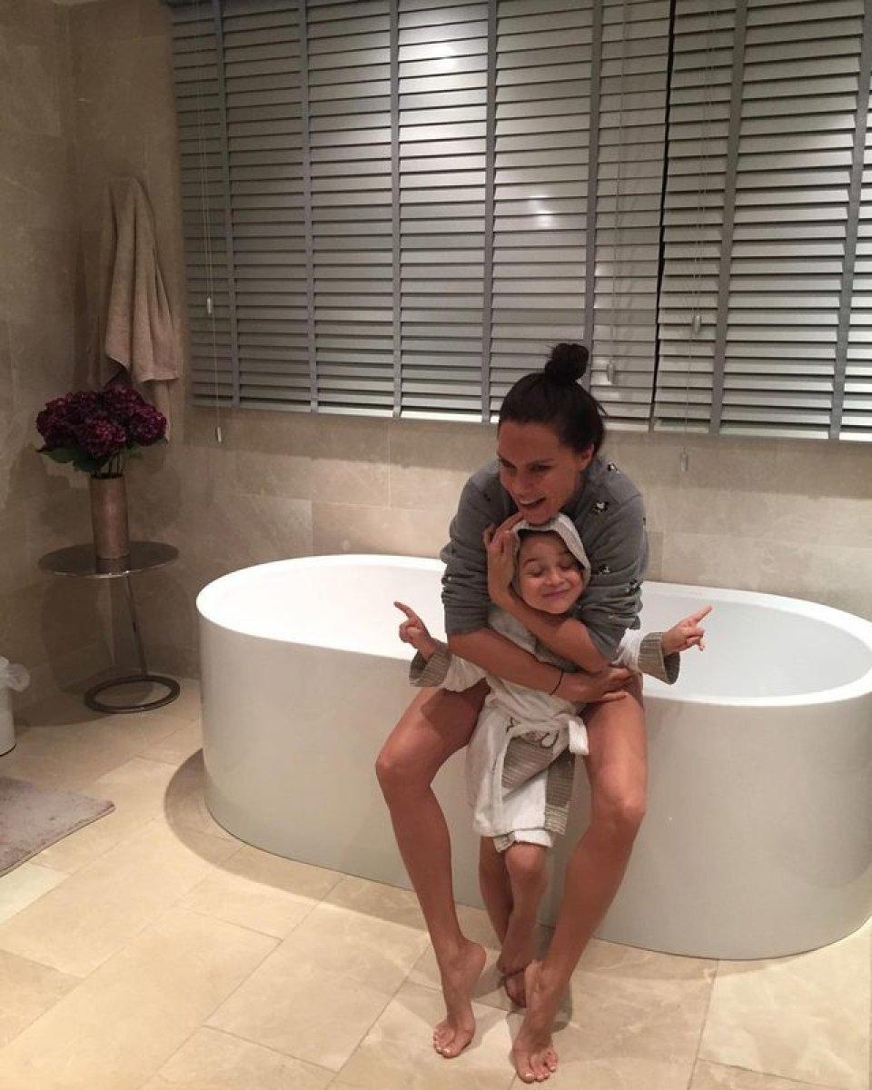 Ebru Şallı paylaşımıyla yine yürekleri sızlattı