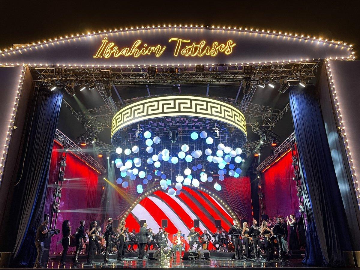 İbrahim Tatlıses, 12 yıl aradan sonra konser verdi