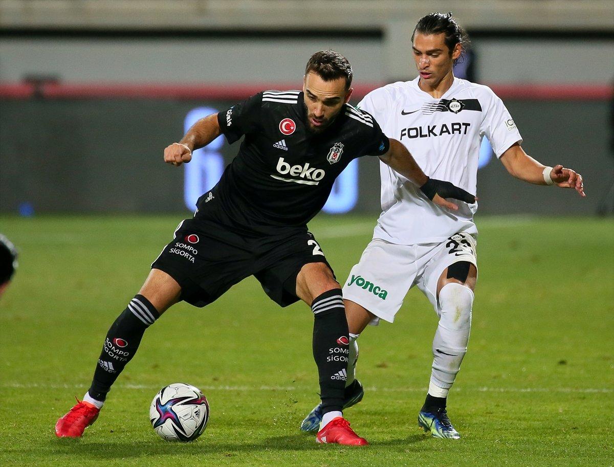 Beşiktaş, Altay'a mağlup oldu