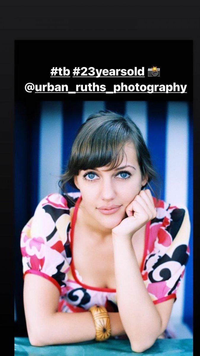 Meryem Uzerli gençlik fotoğrafını paylaştı