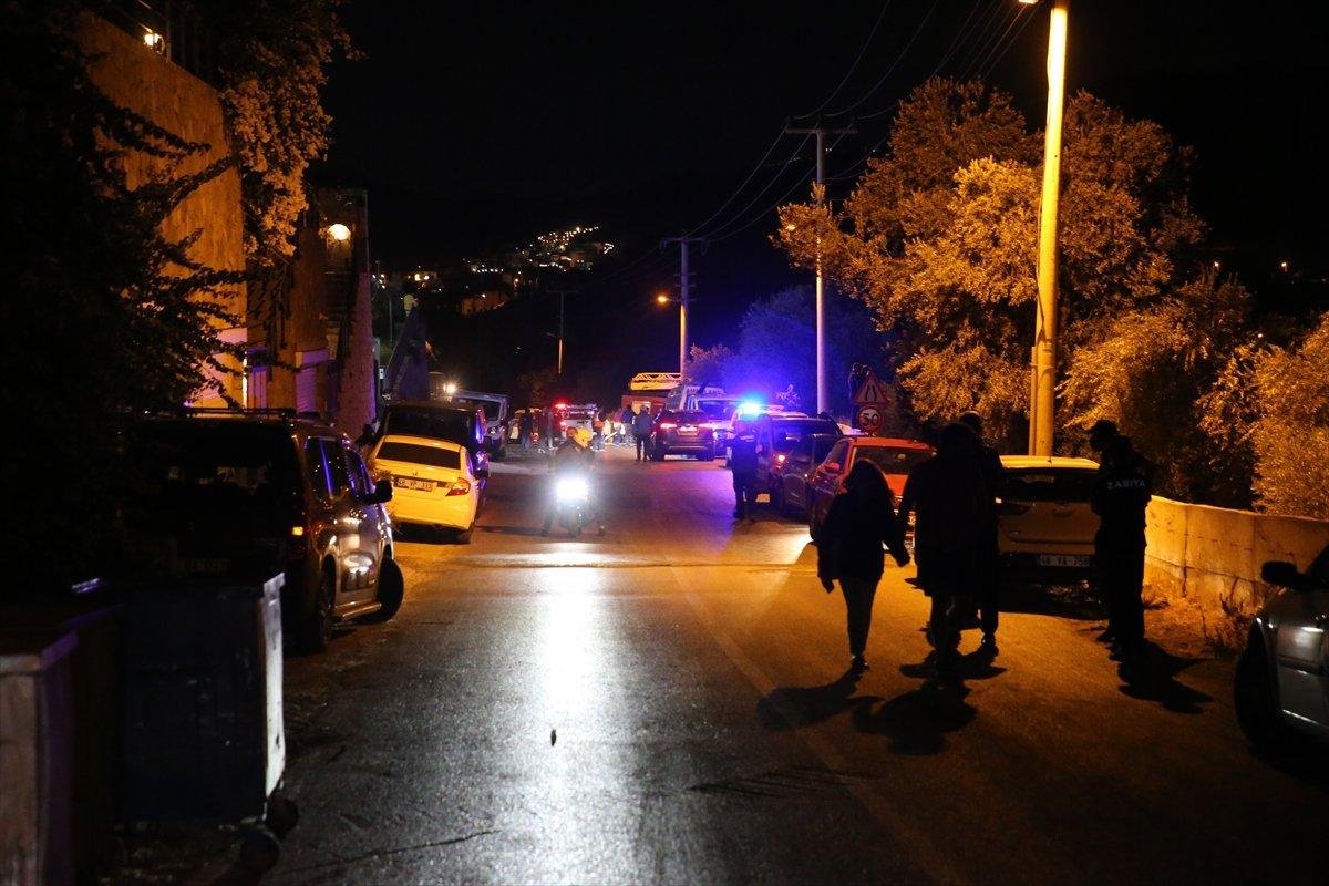 Bodrum'da çıkan yangın söndürüldü