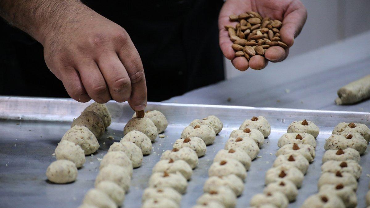 Kayısı çekirdekli kurabiye