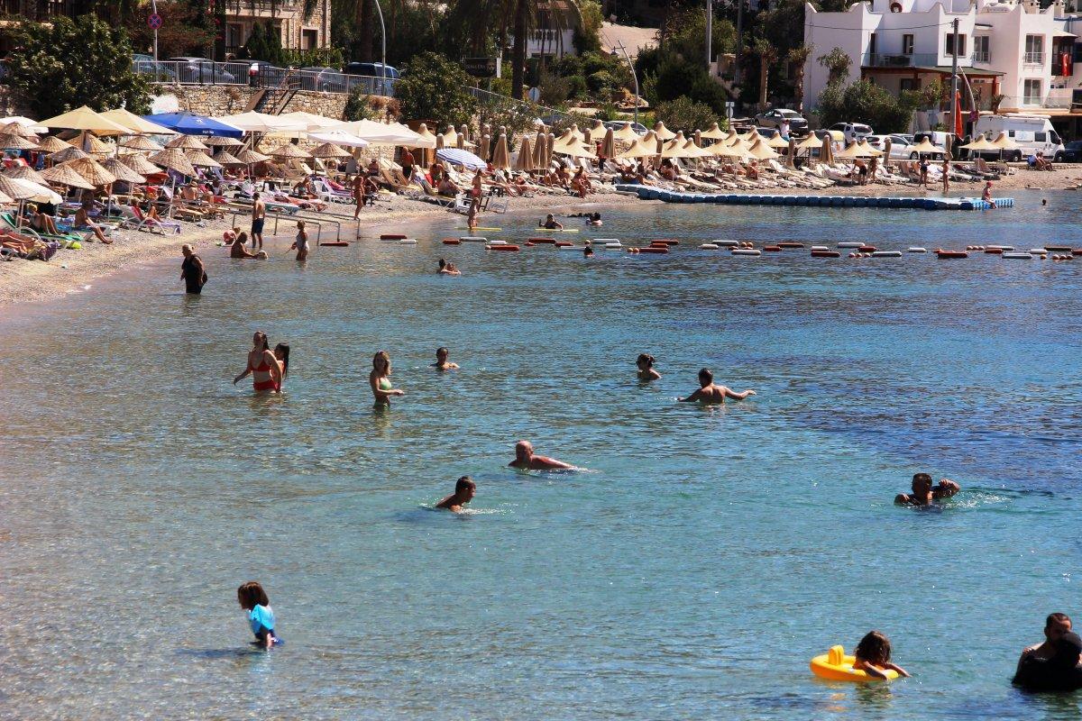 Bodrum’da deniz keyfi, Doğu’da kar kabusu