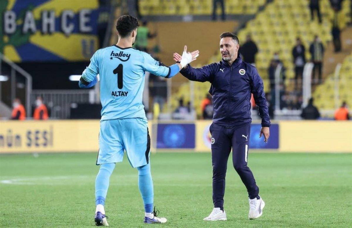 Ajax'tan yetkililer Altay'ı izlemeye geldi