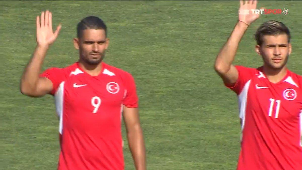 İşitme Engelliler Futbol Milli Takımı, İstiklal Marşı'nı okudu