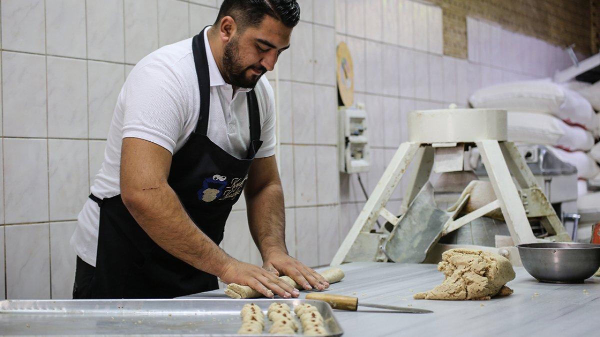 Kayısı çekirdekli kurabiye