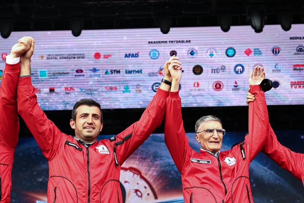 Aziz Sancar'ın bayrak hassasiyeti