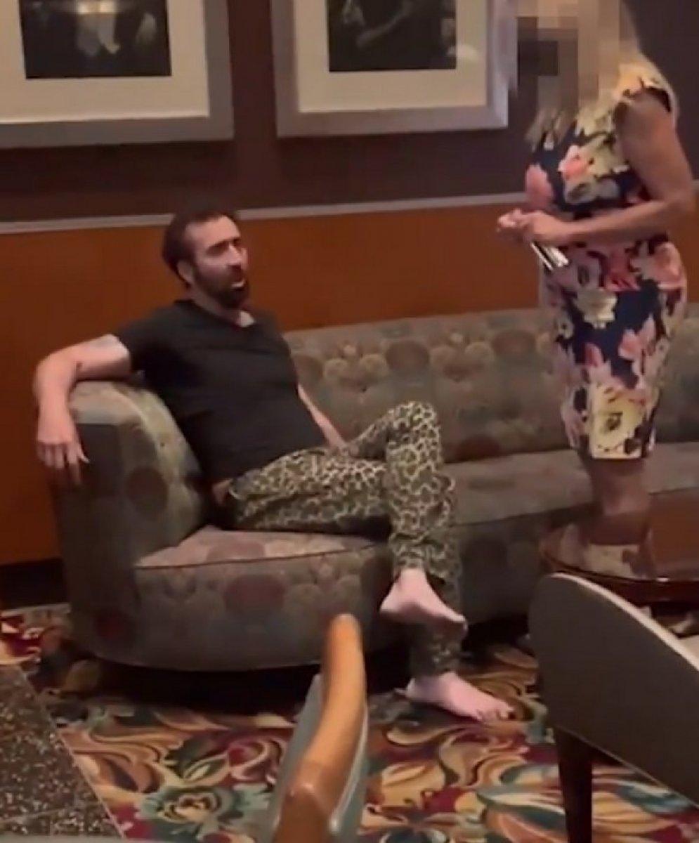 Nicolas Cage, alkolü fazla kaçırınca restorandan kovuldu