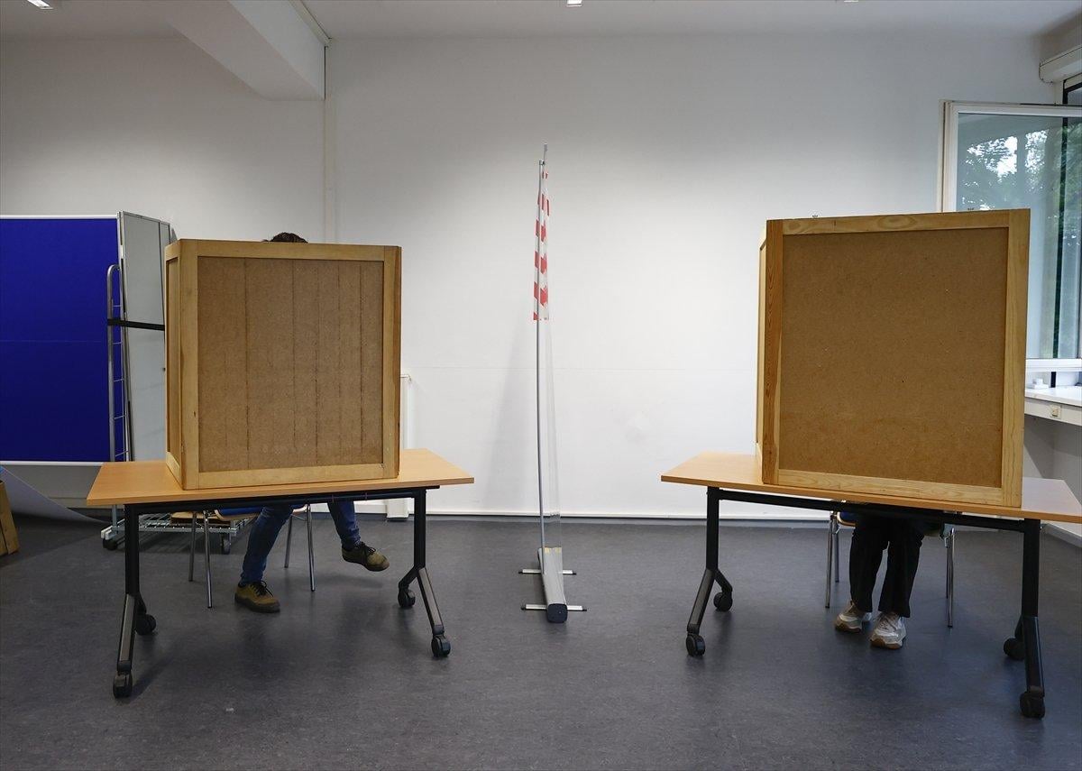 Almanlar sandık başında