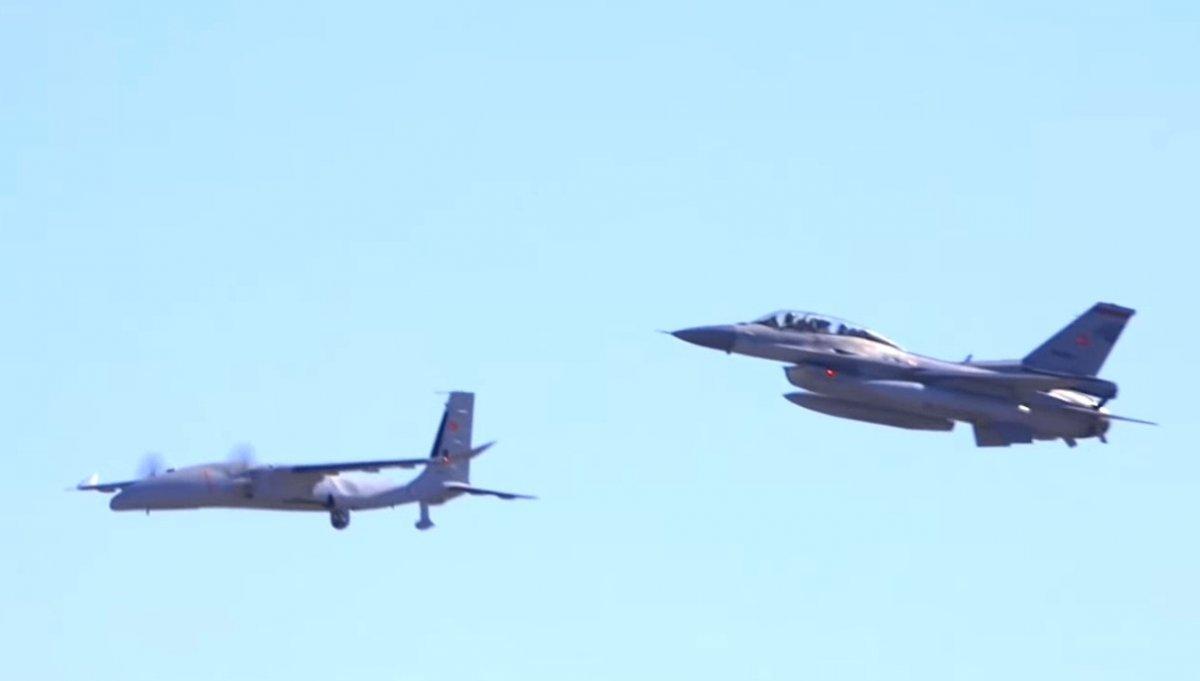 F-16 kokpitinin içinden nefes kesen görüntüler