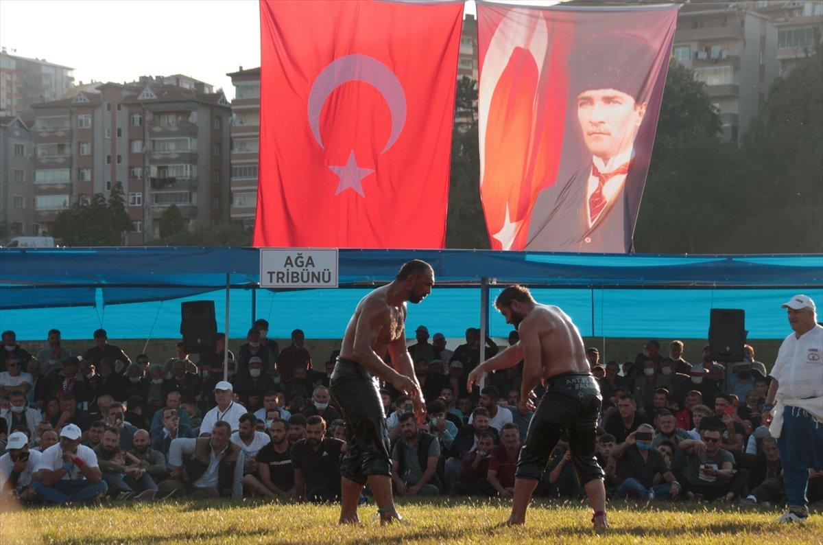 İsmail Balaban, Alaplı Yağlı Güreşleri'nde ilk kez başpehlivan oldu