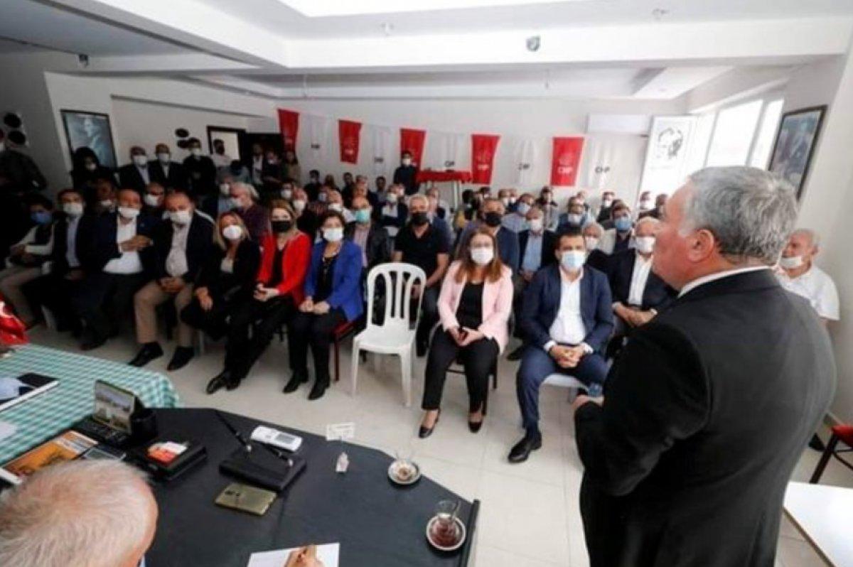 CHP'li başkan makam odasına Erdoğan'ın fotoğrafını asanları tehdit etti