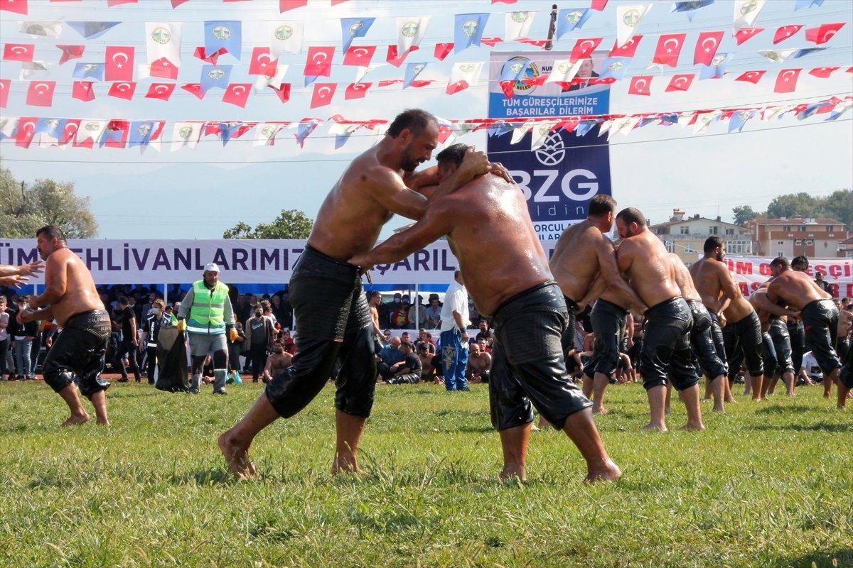 İsmail Balaban, Alaplı Yağlı Güreşleri'nde ilk kez başpehlivan oldu